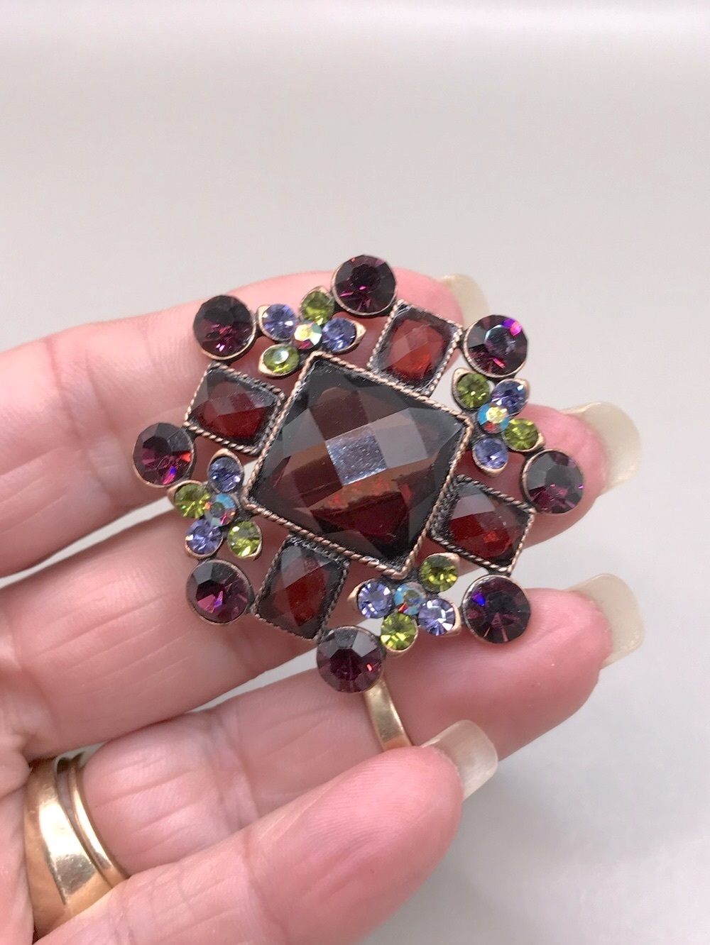 Multicolor Faceted Acrylic Gems & Rhinestones Brooch